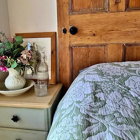 Finest Retreats - Ingleside * 惠特比